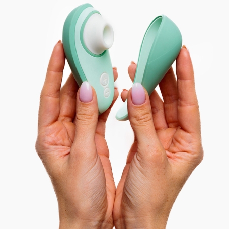 Стимулятор клитора Womanizer Liberty 2