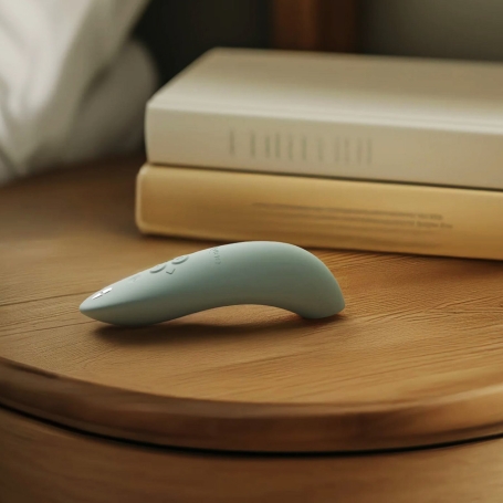 Вакуумный стимулятор клитора We-Vibe Melt 2